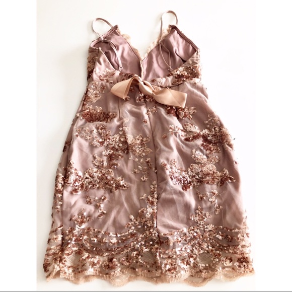 Bodycon Sequin Dress - Picture 5 of 6